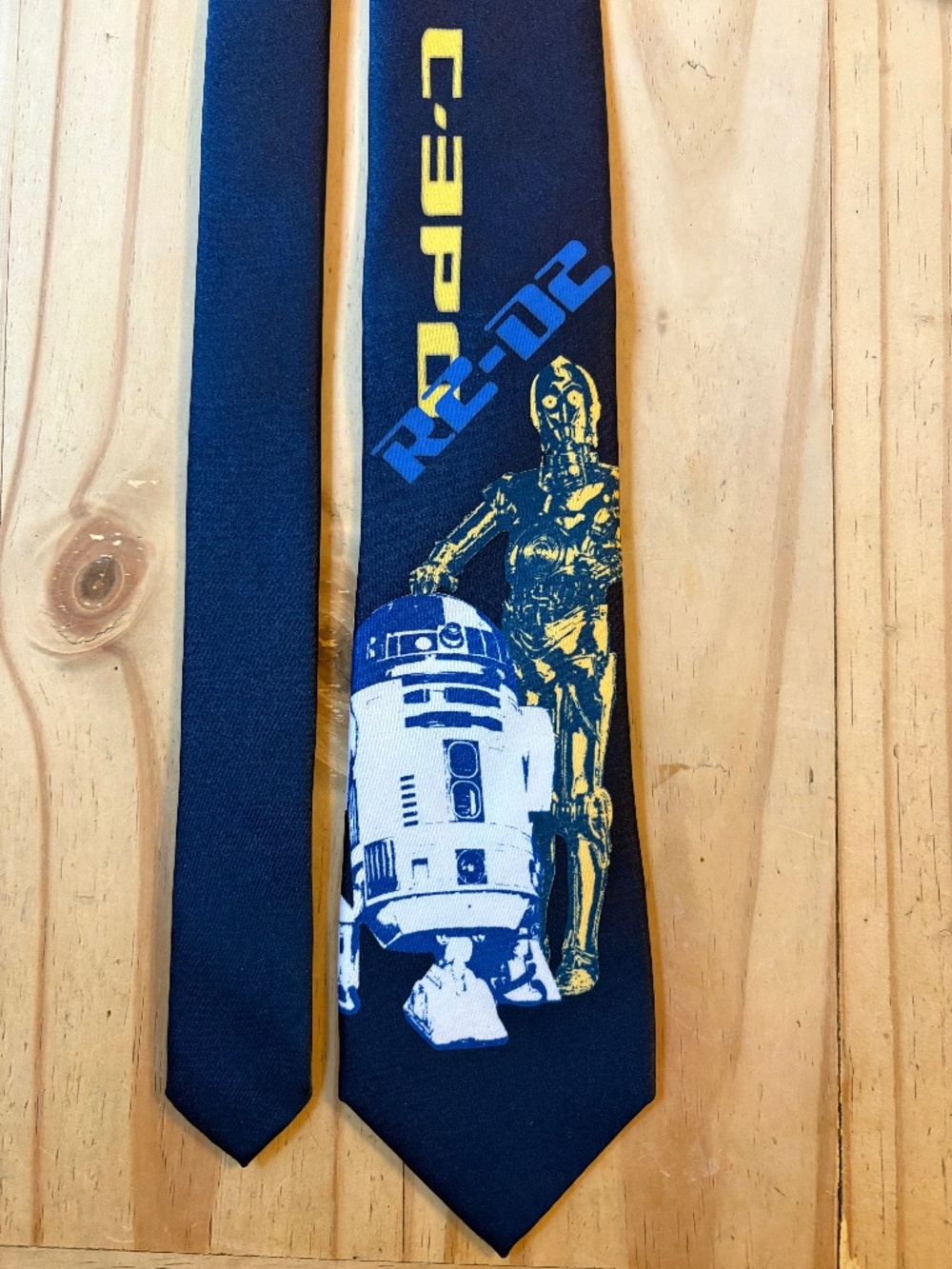 Officially Licensed Star Wars Droids Vintage Navy Blue Necktie R2-D2 C-3PO 3.25”